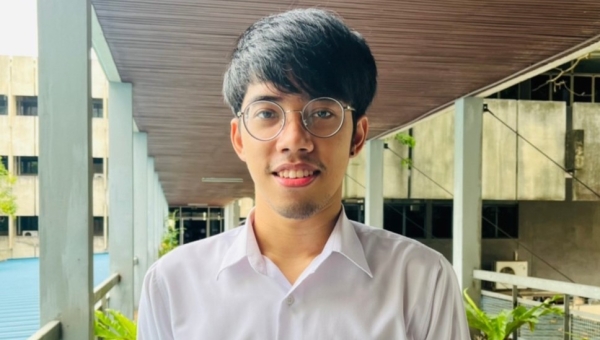 Congrats to Puridech on Completing His Master's